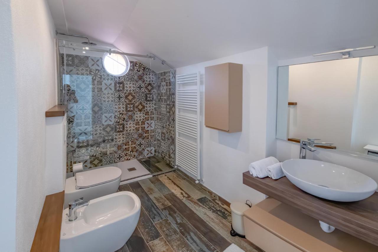 Max Apartment Bellagio Bagian luar foto
